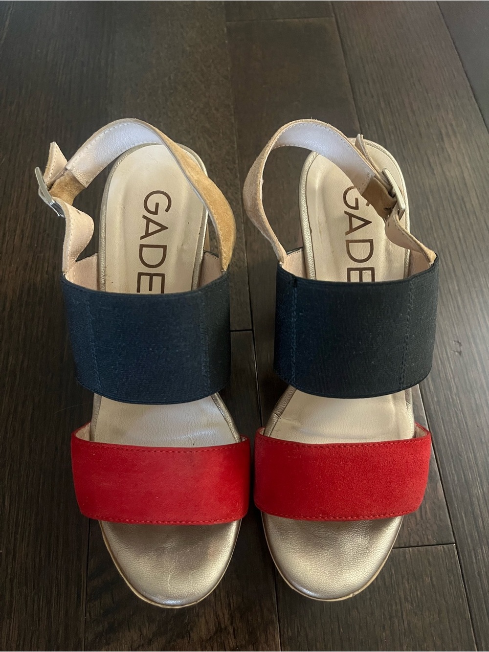 Gadea Leather Colorblock Sandals/ S 38
